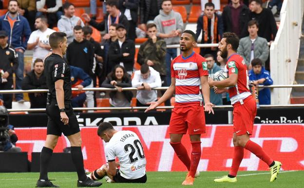 El Granada visita un campo gafe y a un club que ronda a Diego Martínez