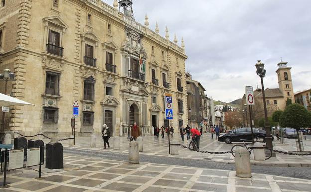 Rebajan de cinco años a nueve meses la cárcel a tres patrones de patera al no ver «grave peligro» por sus actos