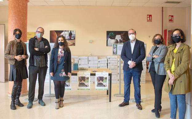 La UJA entrega 2.500 libros para casas de acogida de víctimas de trata de personas