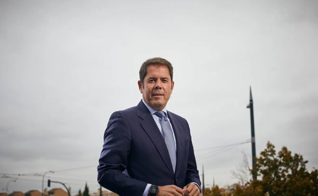 Cuerva reclama agilidad en la tramitación e insiste en pedir a la Junta el plan específico para Granada