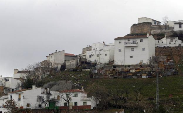 Ordenan el alejamiento de dos hermanas de Iznalloz que se lesionaron en una pelea