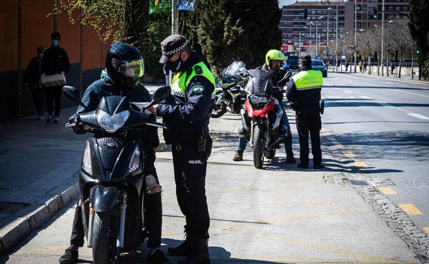 Casi 26.000 granadinos no podrán salir de sus pueblos en el puente de Semana Santa