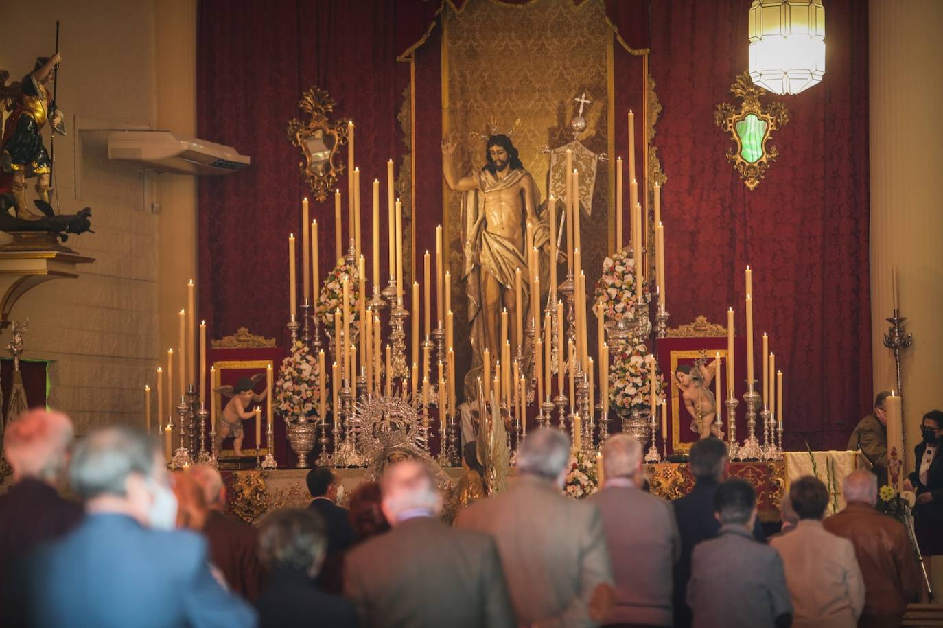 Las mejores imágenes del Domingo de Resurrección en Granada