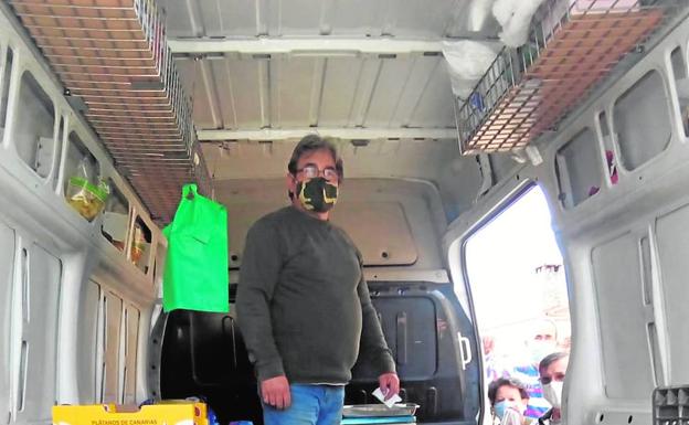 El 'súper' móvil que da vida a las aldeas