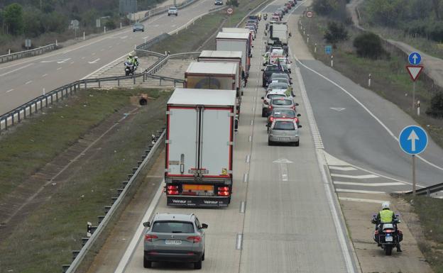 Recaudan para las multas que empiezan a llegar de la caravana de marzo