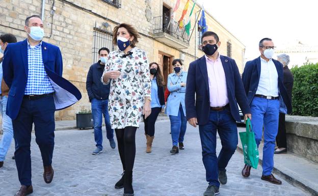 Susana Díaz rechaza adelantar las primarias como pide el PSOE jienense