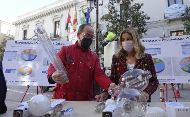 Granada tendrá 7.844 nuevas lámparas con luz libre de mercurio que aumentarán un 30% la iluminación pública