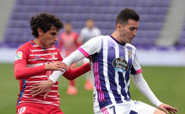 Vallejo vuelve a fallar en un penalti que obliga a la reacción rojiblanca