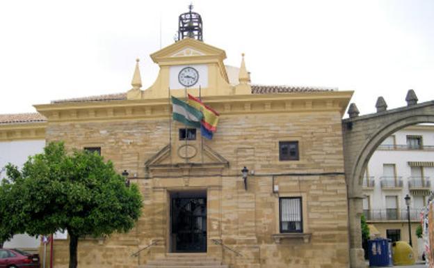 El Ayuntamiento de Porcuna califica de «irresponsable» el botellón disuelto a las afueras del municipio