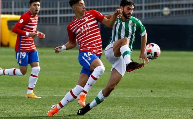 El duelo entre el Recreativo Granada y Las Palmas Atlético se jugará el domingo a las 11:00 horas