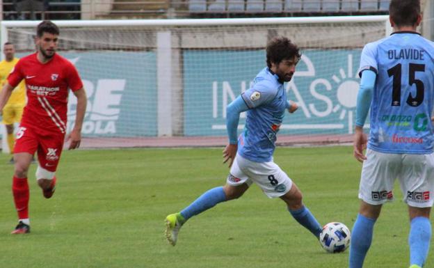 Víctor Pérez: «Volvemos a jugar en casa otro partido 'trampa' y puede ser vital el volver a ganar»