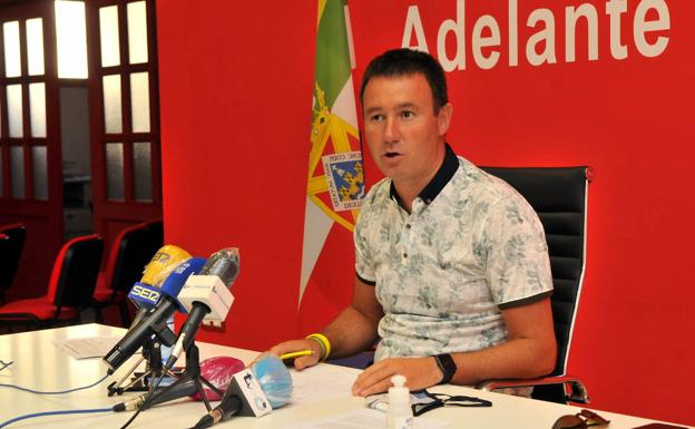 Daniel Campos da un paso al frente y se presentará para volver a ser el líder del PSOE linarense