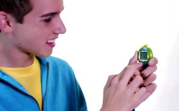 Vuelve el mítico Tamagotchi con cámara y pantalla a color