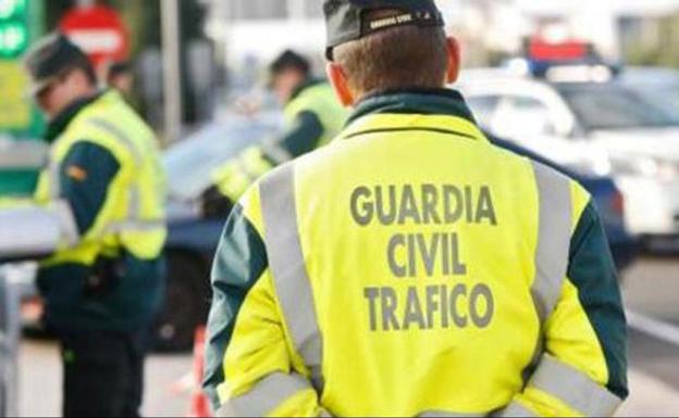 Dos heridos en sendos accidentes en Granada en la madrugada de este domingo