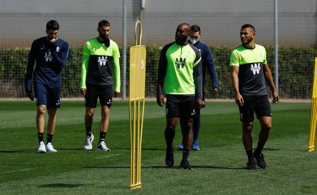 Vallejo, Neva, Germán y Rui Silva entran en el parte médico