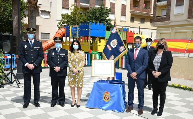 Torrenueva premia a la Policía Nacional con la medalla del municipio