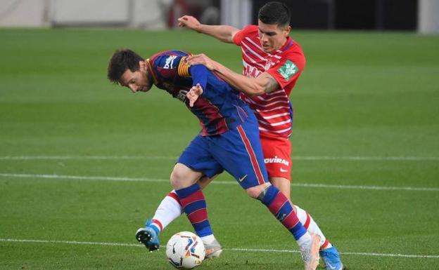 Los cinco defensas se mantienen en el Camp Nou