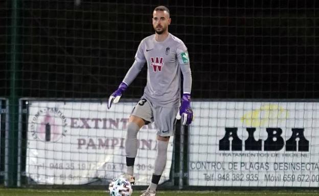 Los lectores de Canal Rojiblanco mantendrían como portero titular a Aarón hasta que acabe la Liga