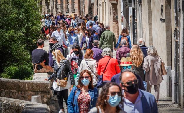 El turismo aparece tímido en Granada