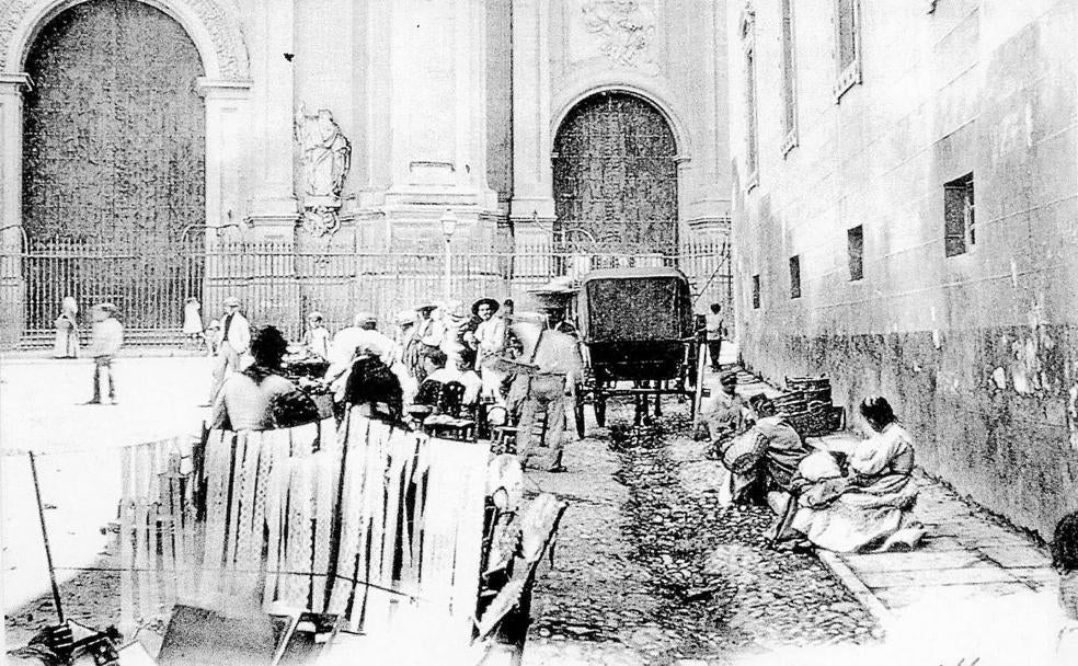 Cuando la Plaza de las Pasiegas no tenía escalones