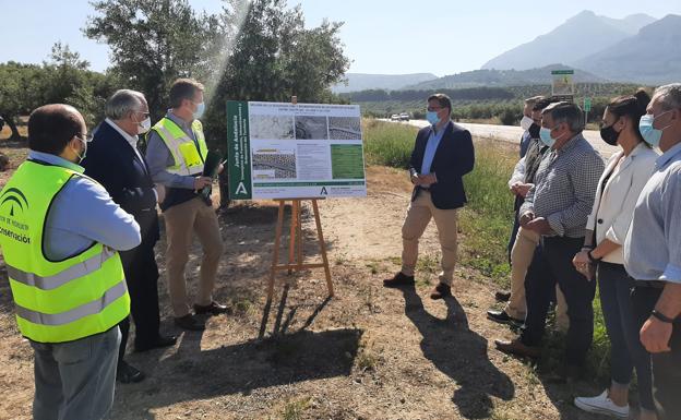 Obras en la A-320, en Jimena, para evitar «maniobras prohibidas» de los agricultores