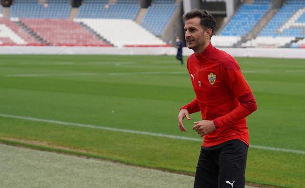 Juan Villar: «Debemos conseguir dos victorias y certificar el estar en el 'playoff'»