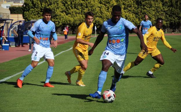 Sana: «Queremos que los puntos del domingo se queden en casa para dedicárselos a nuestra afición»