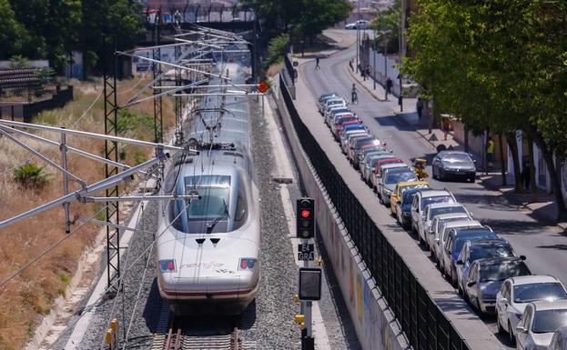 La alianza por el tren aplaza la firma de un acuerdo para hacer presión conjunta