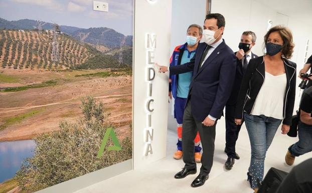 Moreno vuelve a retrasar la puesta en marcha del tranvía, ahora al próximo curso