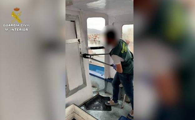 Ocho detenidos tras la incautación de casi cuatro toneladas de hachís en dos operaciones en Almería