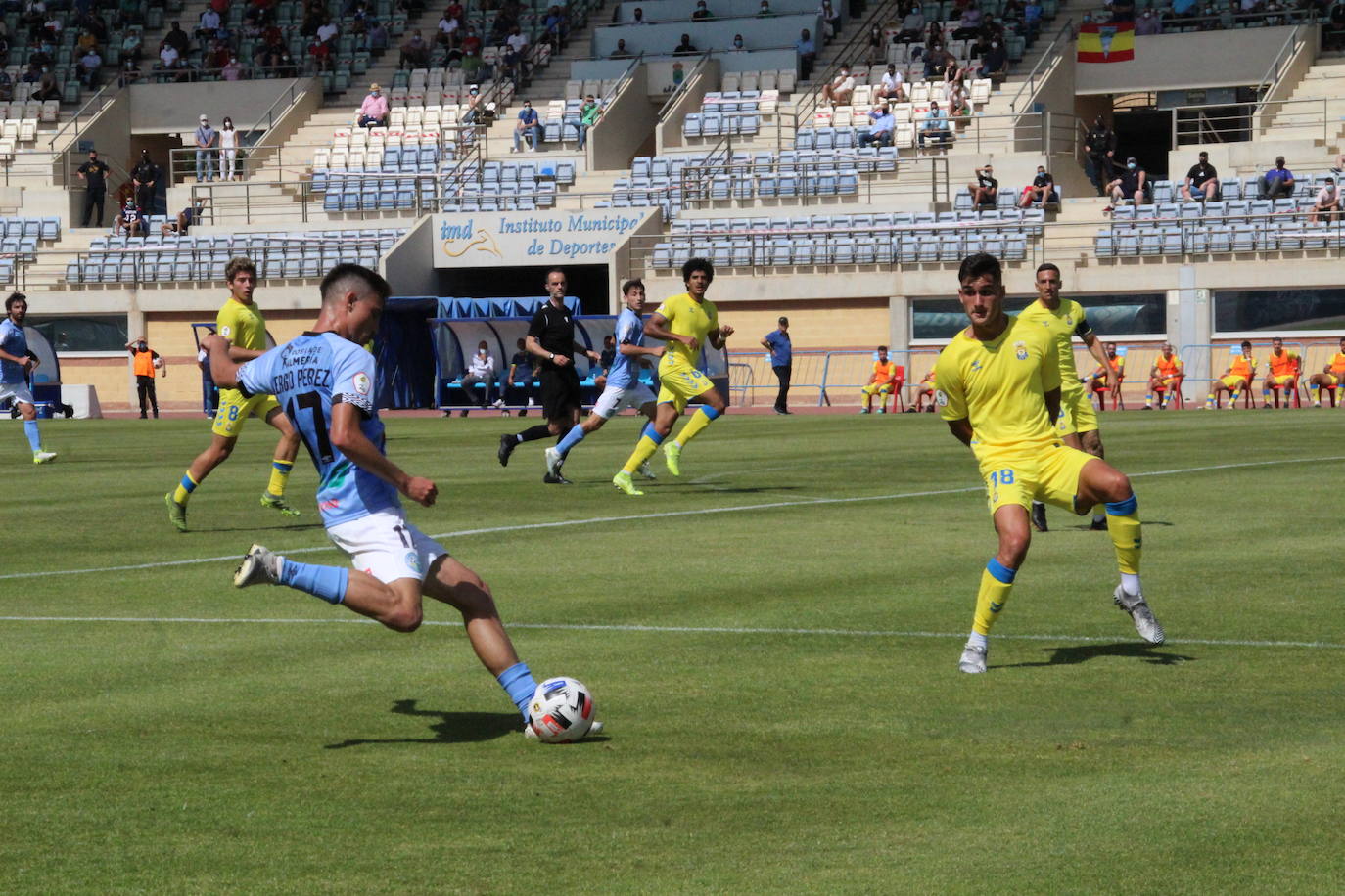 Al CD El Ejido le falta la actitud ante un Las Palmas Atlético muy superior