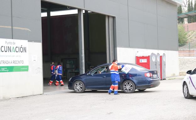 A partir de la primera semana de junio se vacunarán 13.710 jienenses cada día