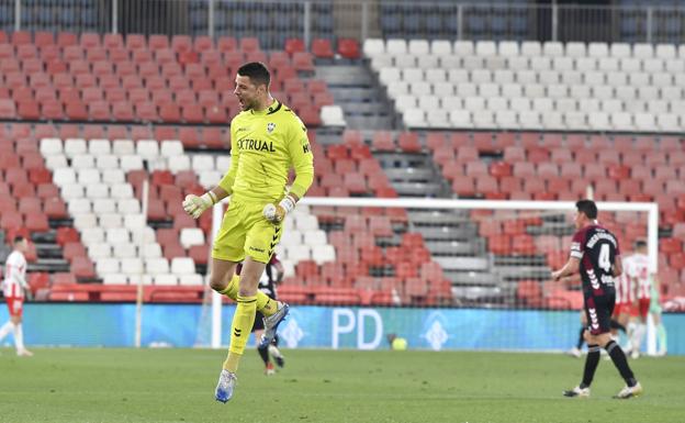 Las crónicas destacan la falta de gol del Almería y la actuación de Bernabé