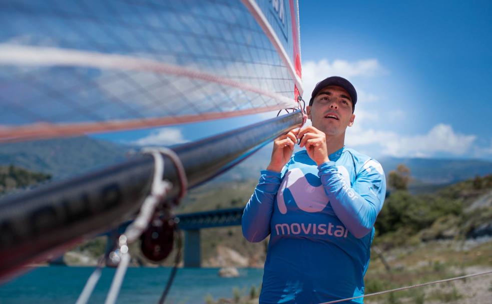 El regatista olímpico que rescató al granadino Elías: «Estaba en las últimas»