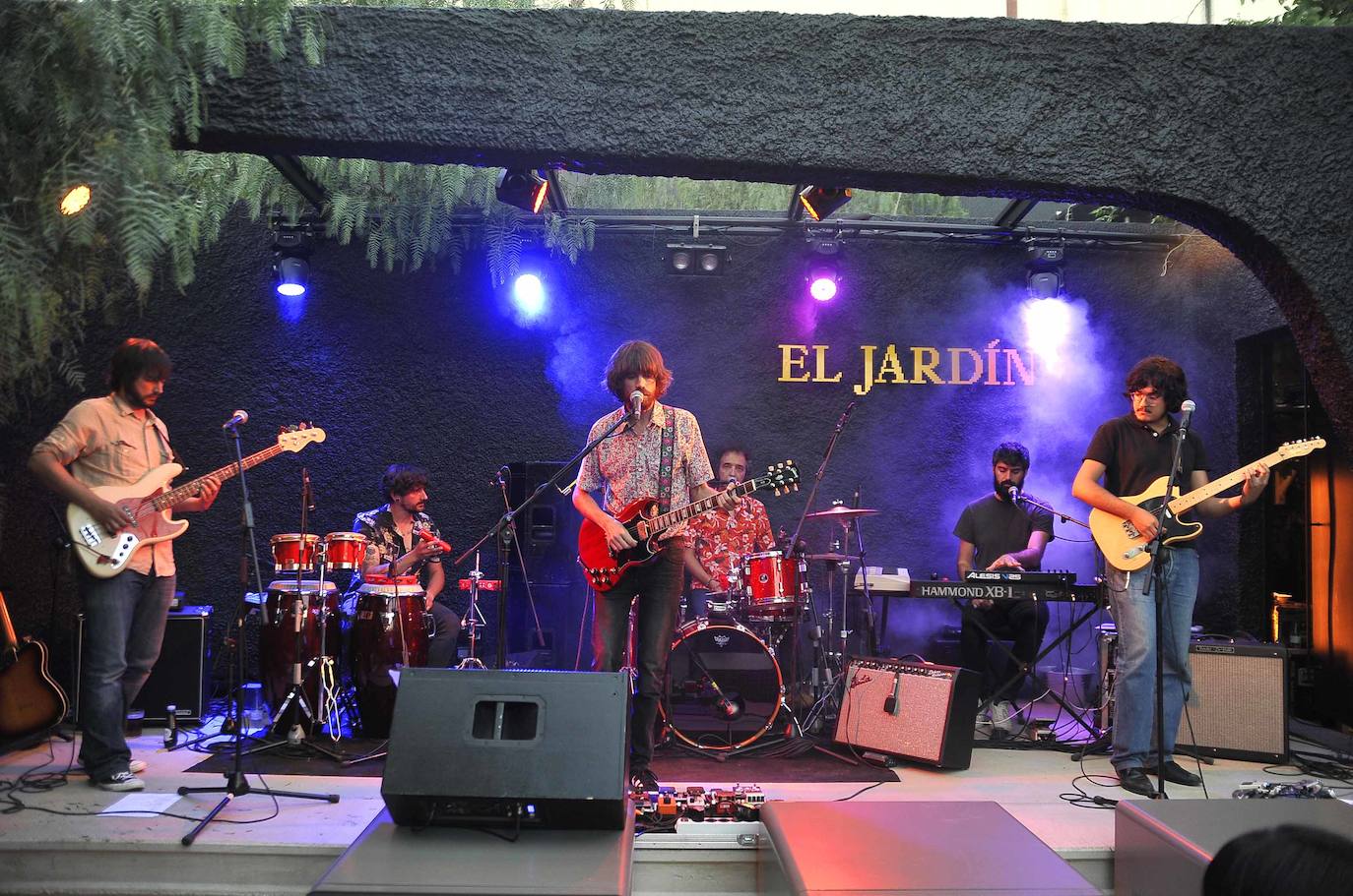 Unidad y Armonía en concierto en El Jardín: Flotando voy…