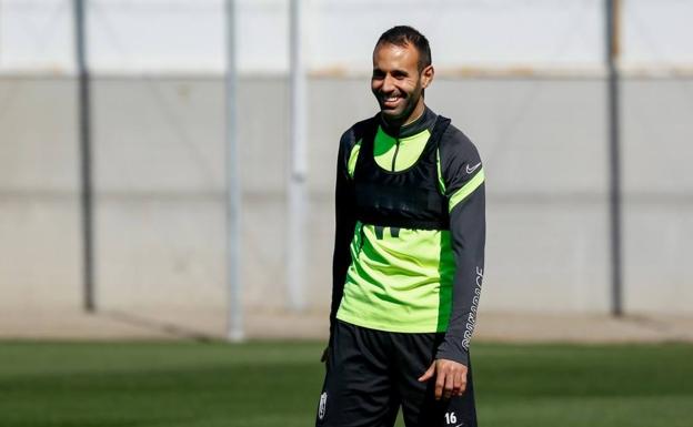 Víctor Díaz se recupera de la covid-19