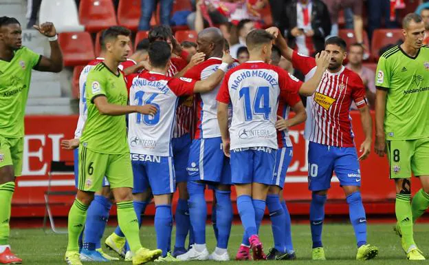 Una única victoria del Almería en 12 encuentros en casa del Sporting