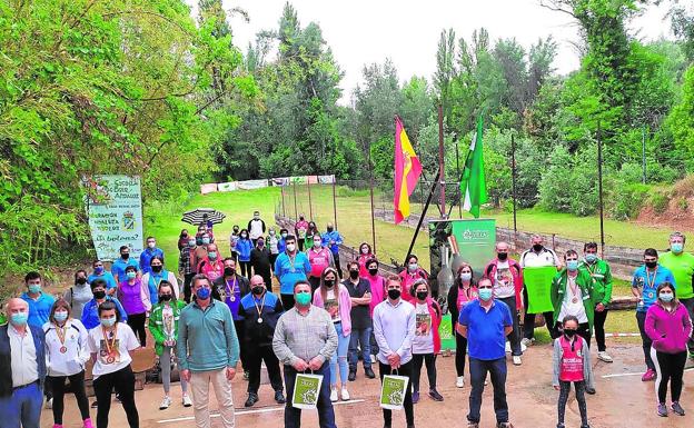 Estrella Martín y Dani Moreno brillan en los Nacionales de Bolo Andaluz Montaña