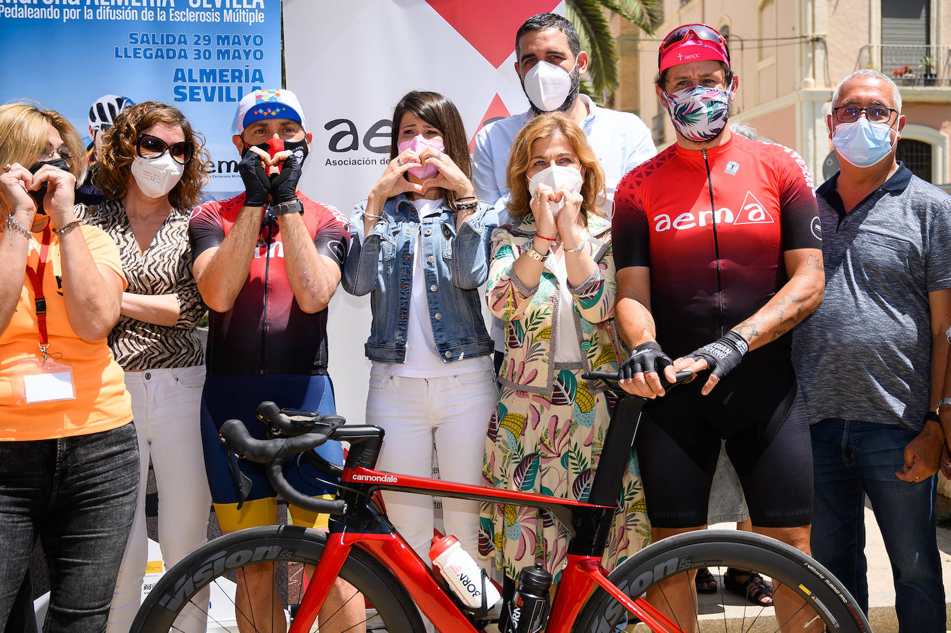 La imágenes de la marcha ciclista que reivindica la lucha contra la esclerosis múltiple