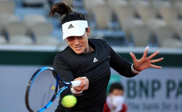 Muguruza implosiona en Roland Garros