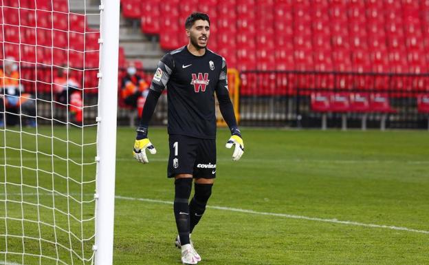 El muro luso respondió con silencio y trabajo