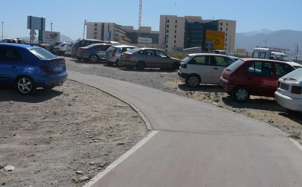 Granada se libra de pagar 180.000 euros por la caída de una mujer en silla de ruedas