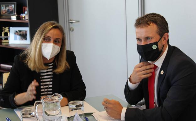 Acuerdo para el tranvía: Ayuntamiento y Junta desbloquean su puesta en marcha