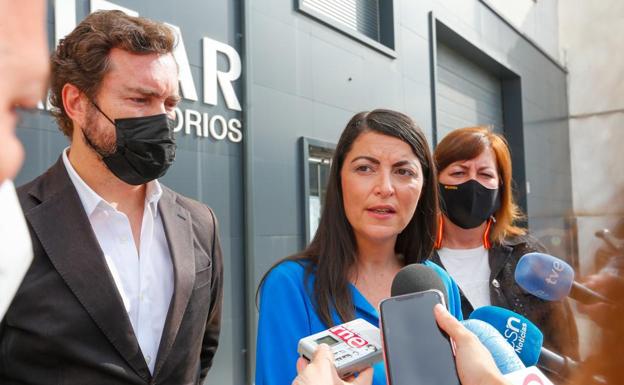 Olona pide al PP una solución a la situación del Ayuntamiento de Granada y no apoyará al PSOE para la alcaldía