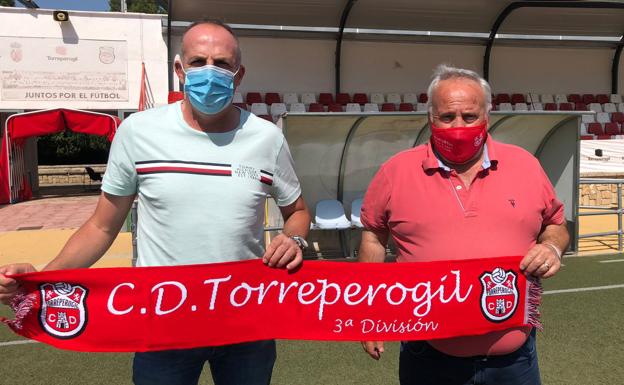 Antonio Torres volverá a dirigir la nave del CD Torreperogil