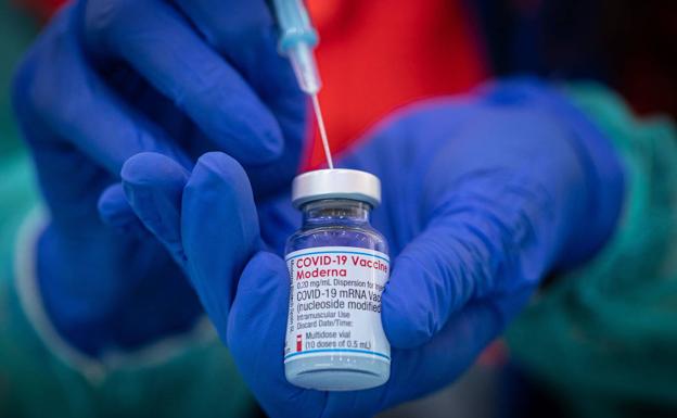 Nuevo récord de pinchazos en un solo día en Jaén, más de 10.000, con la meta de la inmunidad en julio