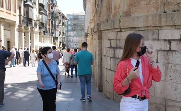 Ligera caída de las hospitalizaciones para acabar la semana