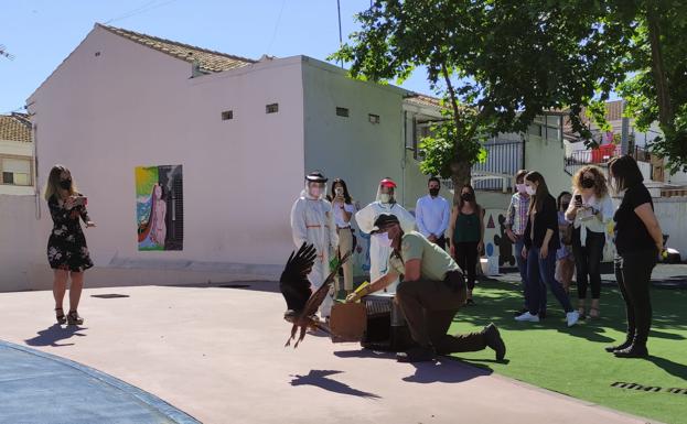 Niños de La Carolina «hacen las paces» con la naturaleza