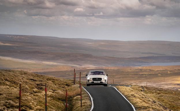 Everesting: el reto que simula la subida al Everest en coche eléctrico