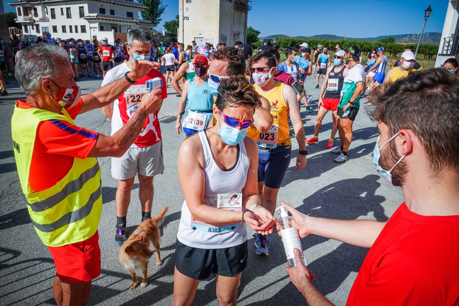 Dúrcal recibe a cientos de corredores en su vuelta a la 'normalidad'
